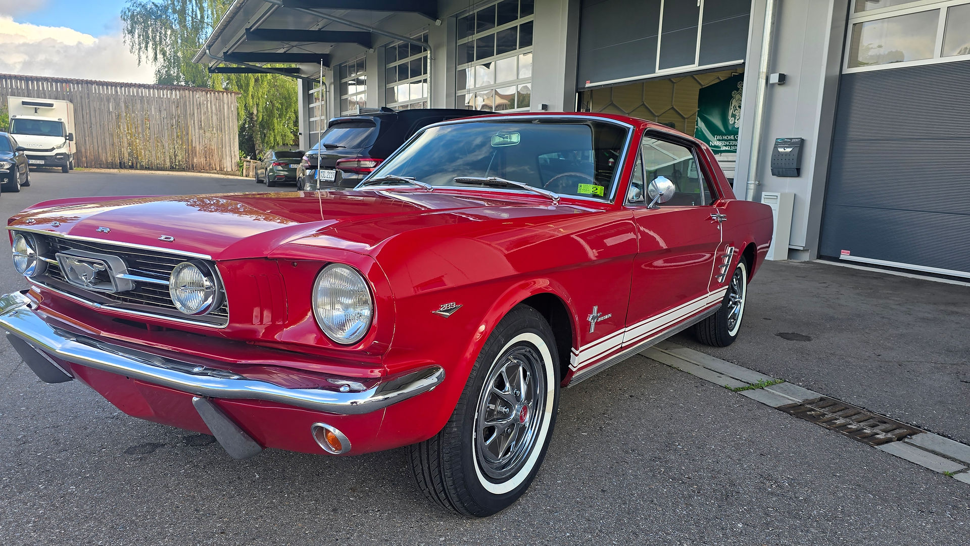 Professionelle Oldtimer Aufbereitung für Kunden aus Zürich bei SL Best Car Clean in Owingen.