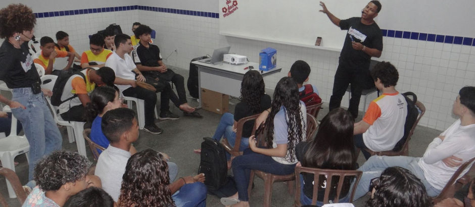 Projeto Cine Clandestino: cinema como ferramenta de cidadania