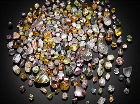 Gold Sellers, Diamond Dealers and Mineral Miners In Congo