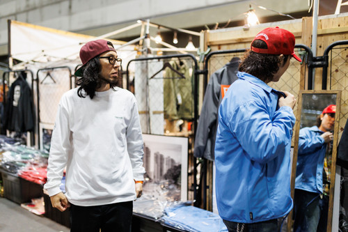 STANDARD LOGO ZIP COACH JACKET - SKY BLUE | FINESIXXX