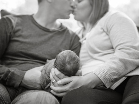 How & When to Schedule a Newborn Photography Session