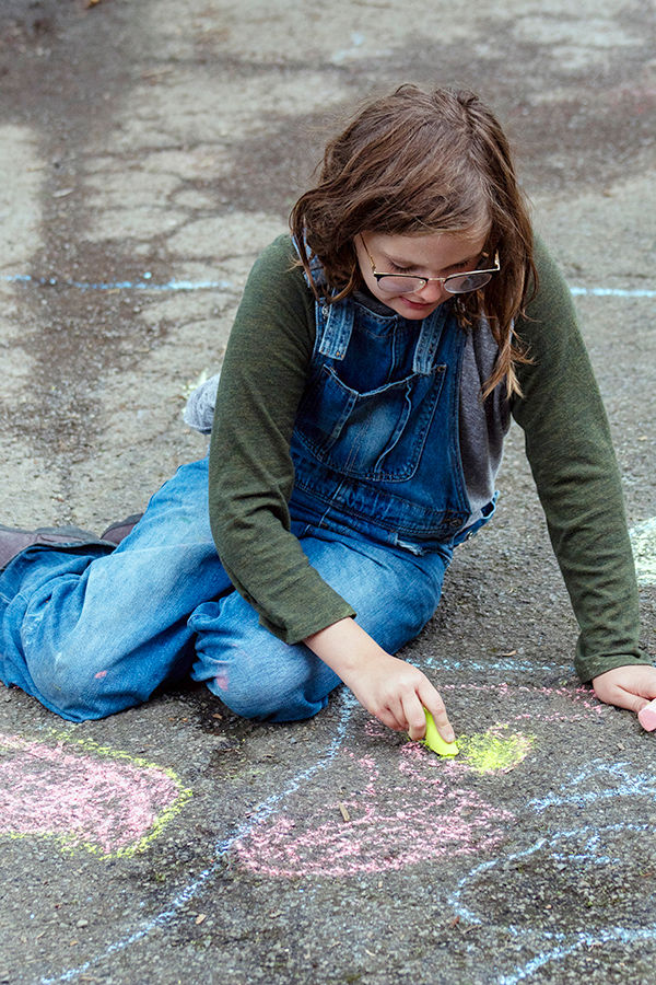 sidewalk chalk drawing