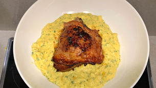 Creme de milho com sobrecoxa de frango - aquela comida que aquece o coração de qualquer pessoa!