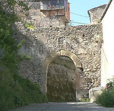 Porta Sant'Antonio, Caulonia, centro storico, B&B a due passi dal mare