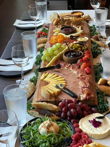 Nashville greysing table