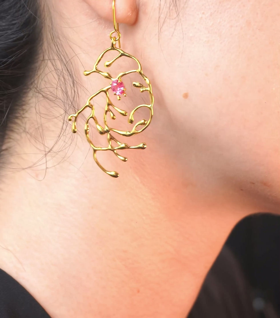 Thumbnail: BRANCHY ARABESQUE pink spinel 9K gold earrings