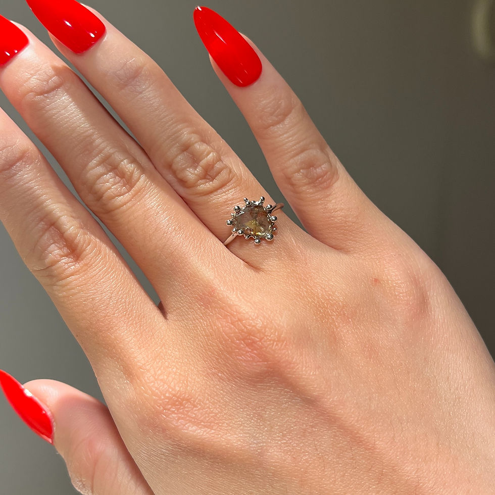 Thumbnail: BABY LUCY 14K white gold - tangerine diamond ring