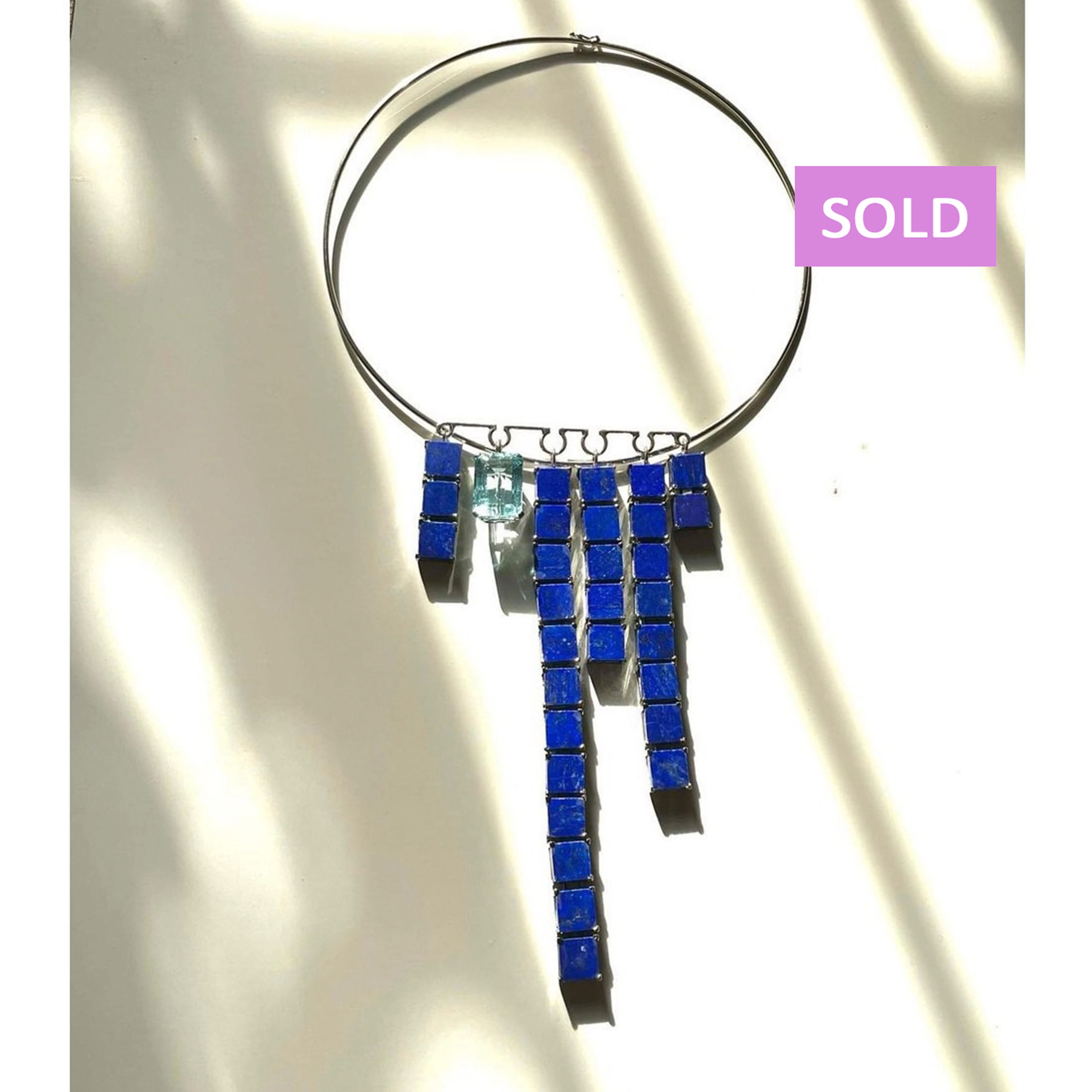 MANHATTAN aquamarine, lapis lazuli 10K white gold necklace