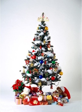 christmas_tree_covered_with_gift_170129
