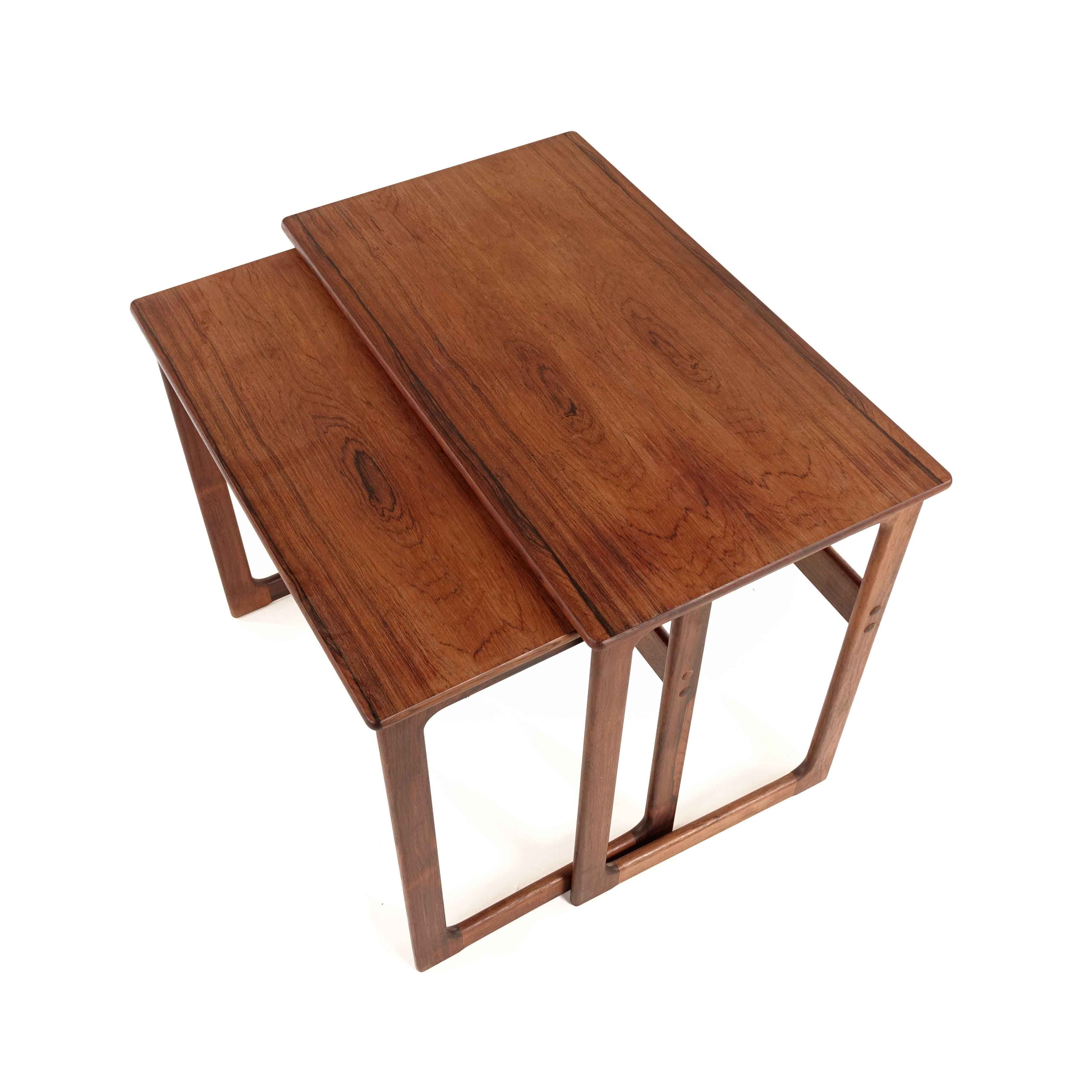 Nest of tables - Jacaranda
