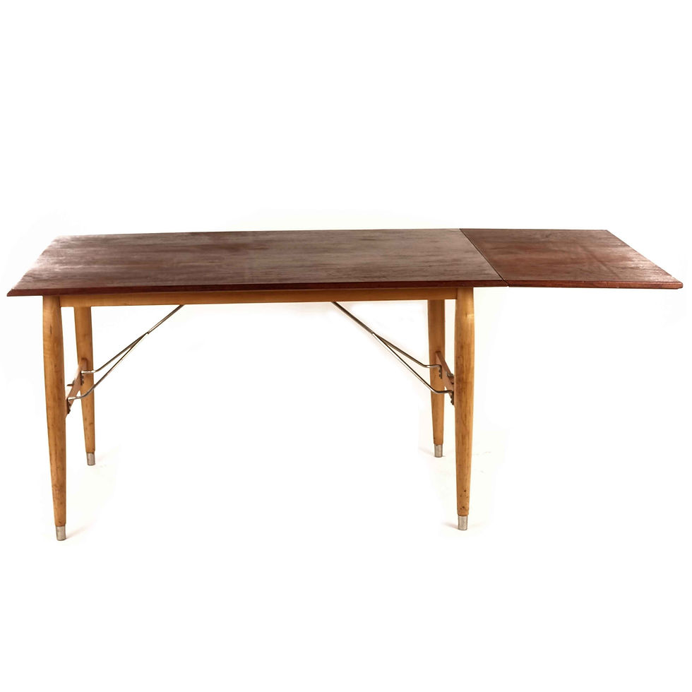 サムネイル： Dining table with one drop-leaf