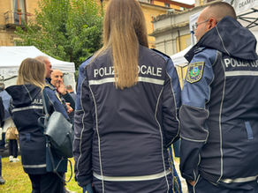 Concorso Polizia Locale a Cosenza: il Tar ammette candidato escluso per quiz ‘ambiguo’. Il nostro ricorrente aveva contestato l’ambiguità di due quesiti.