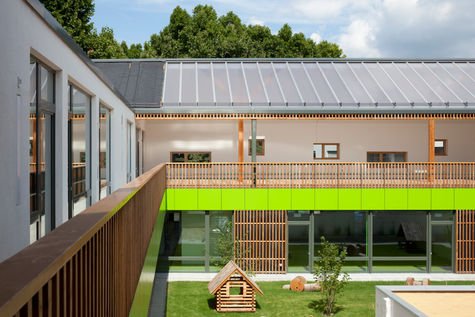 Innenansicht der Kinderkrippe Langstraße in Mannheim. Entworfen vom Architekten Johann Eisele.
