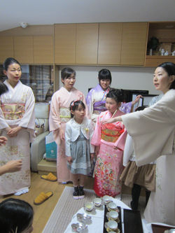 2017年3月19日　小学生・今宮幼稚園の園児たちによる子供茶会