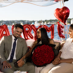 Romantic Seattle boat proposal: Marry Me