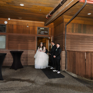 Bride and wedding party at Gold Mountain Golf Club Weddings