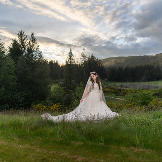 Bride in wedding dress at Gold Mountain Golf Club Weddings
