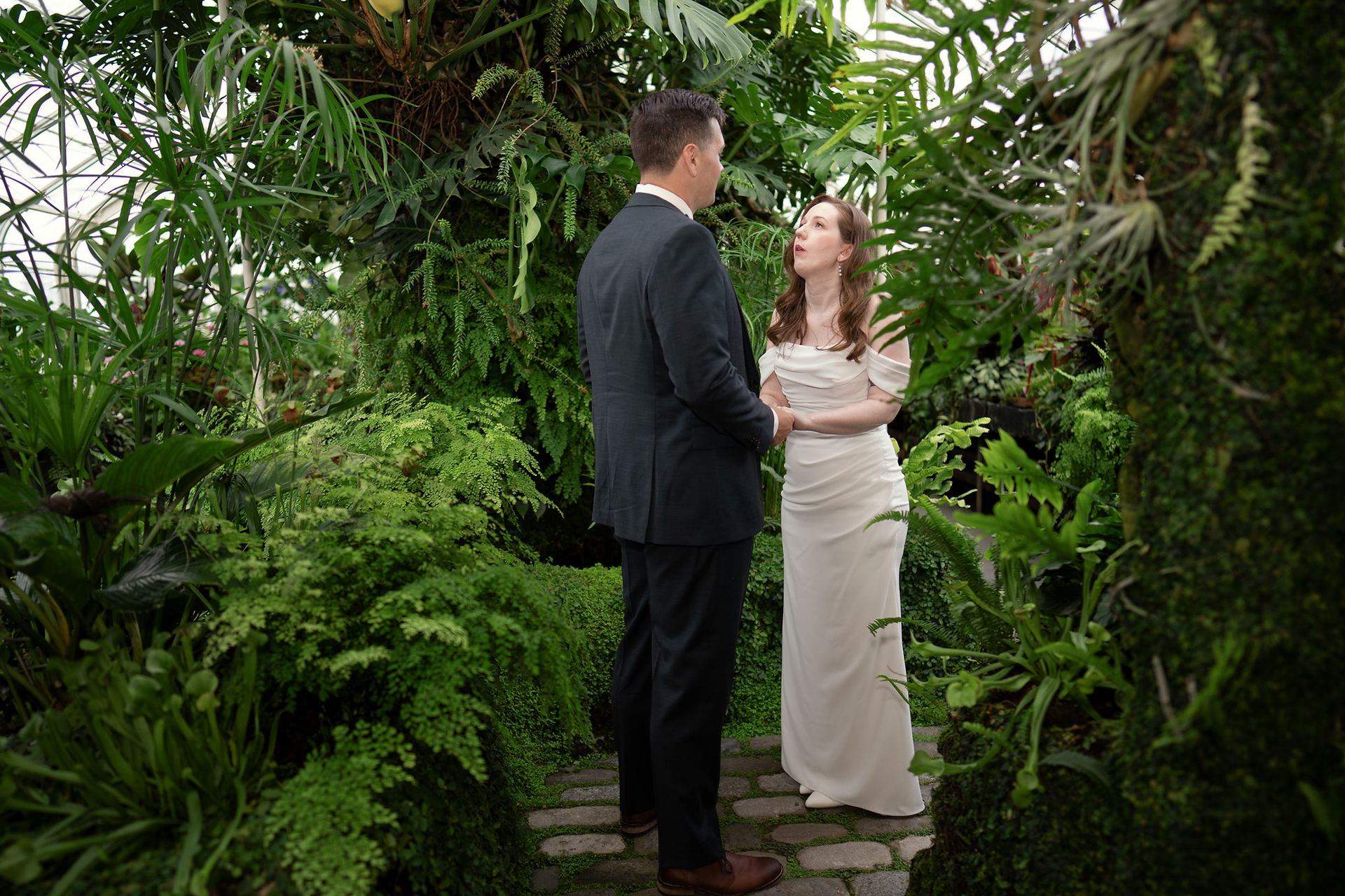 Wedding at Volunteer Park Conservatory in Seattle.