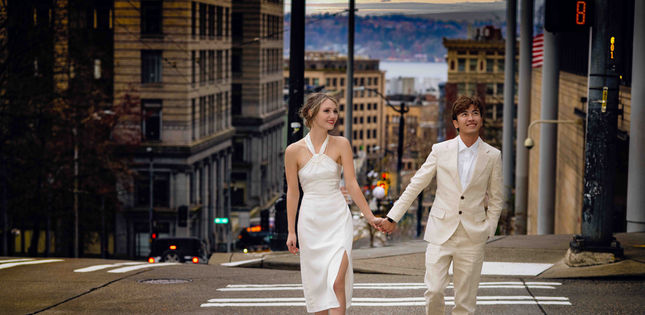 Elegant elopement couple at Seattle courthouse steps