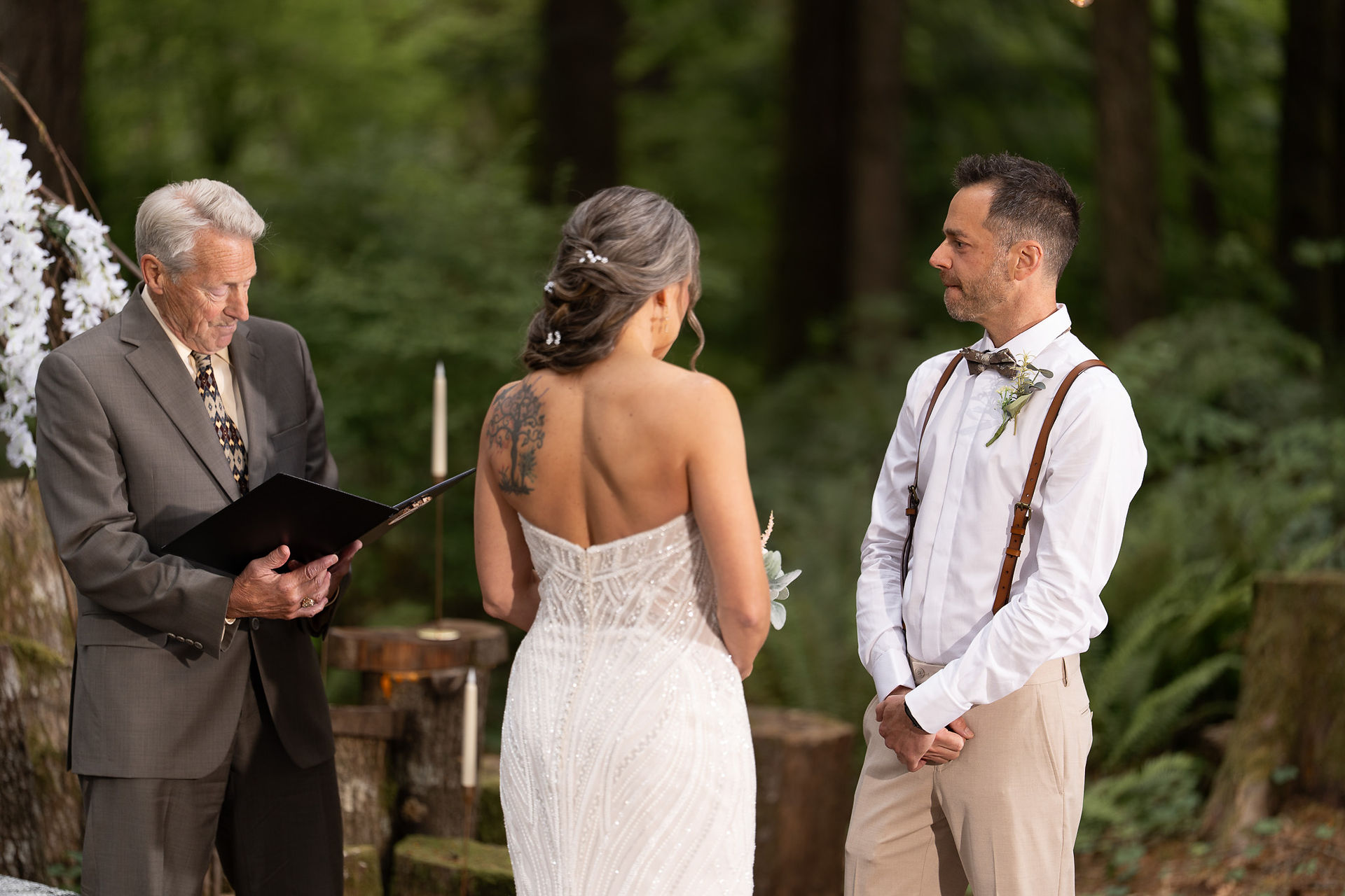 Wedding ceremony at Forest Creek Darrington WA