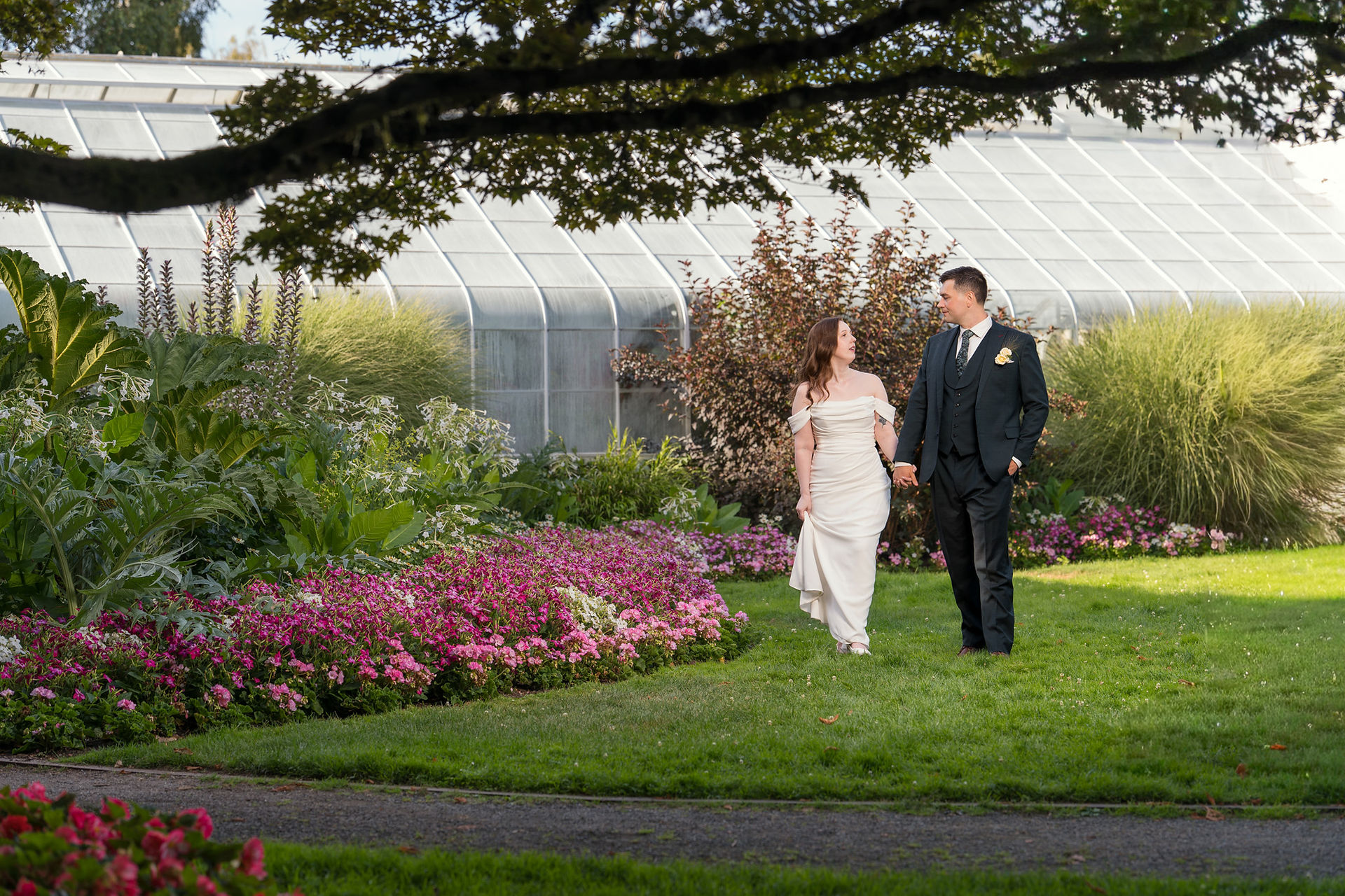 Wedding couple at Volunteer Park Conservatory in Seattle.
