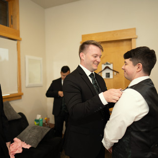 Groomsmen getting ready for Gold Mountain Golf Club Weddings