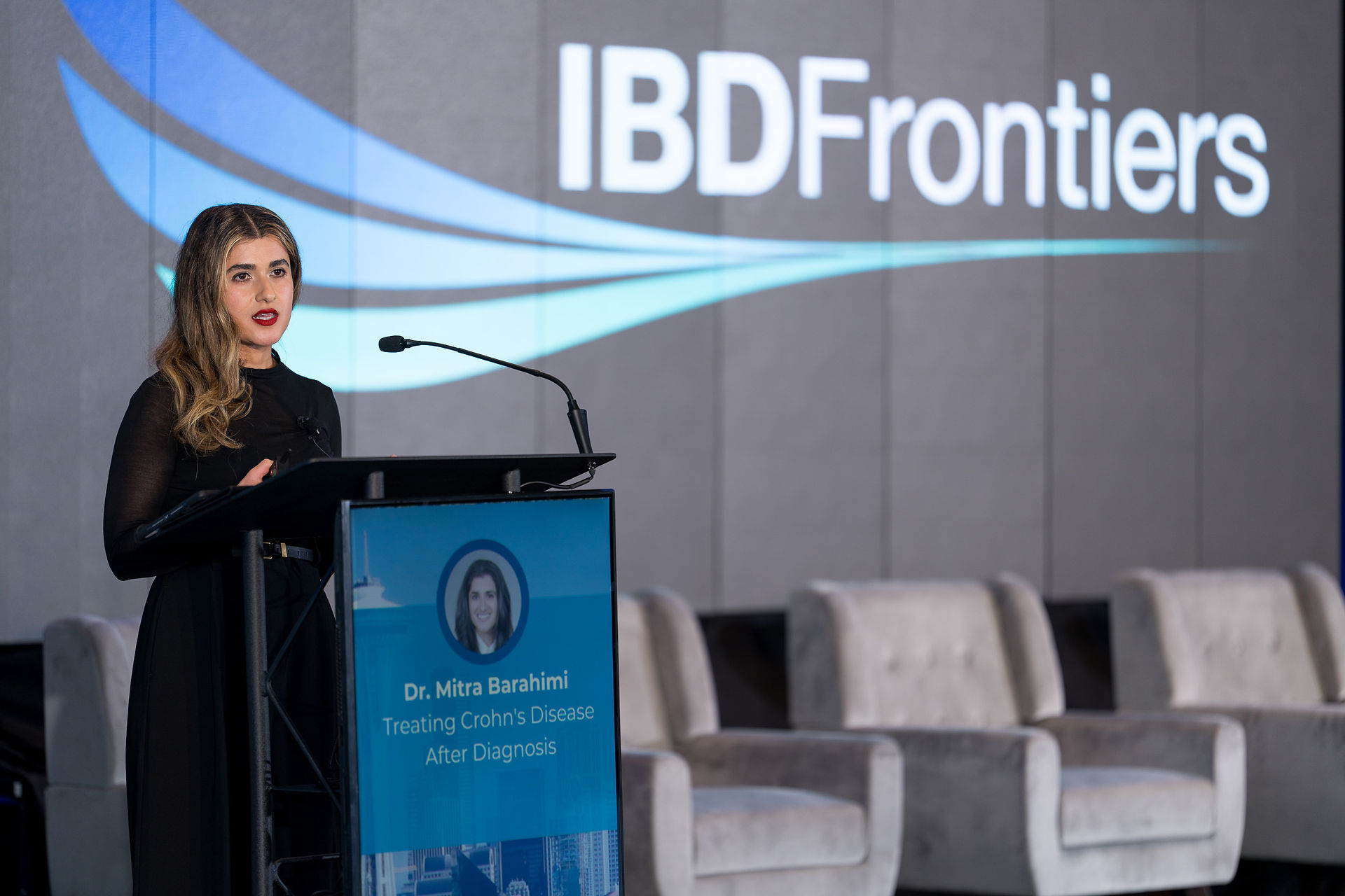 Dr. Mitra Barahimi presenting at IBDFrontiers symposium, Seattle
