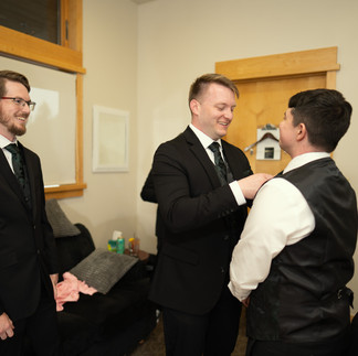 Groomsmen getting ready for Gold Mountain Golf Club Weddings