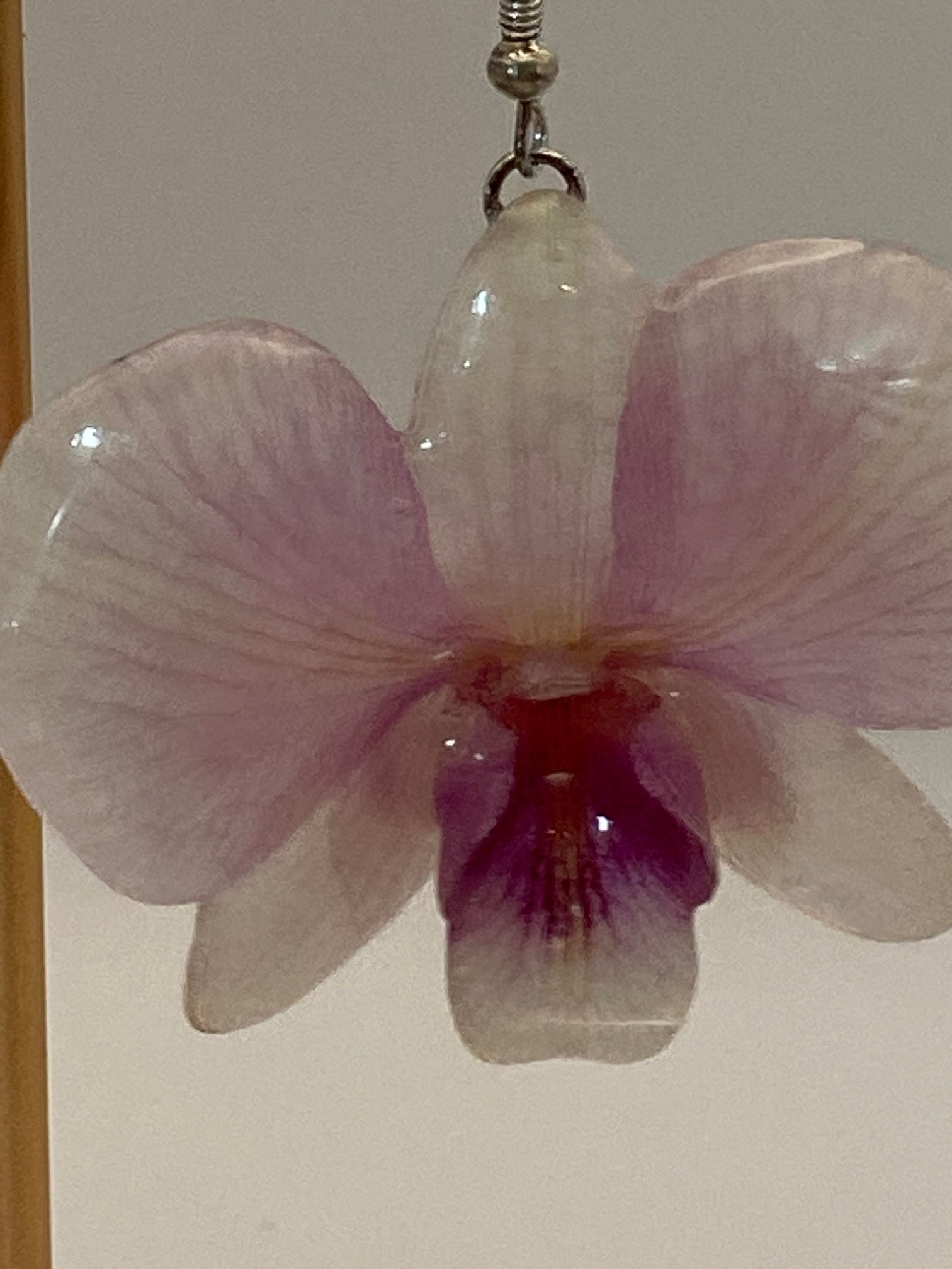 Real Orchid Resin Earrings – Soft Blush Pink & White Botanical Dangles