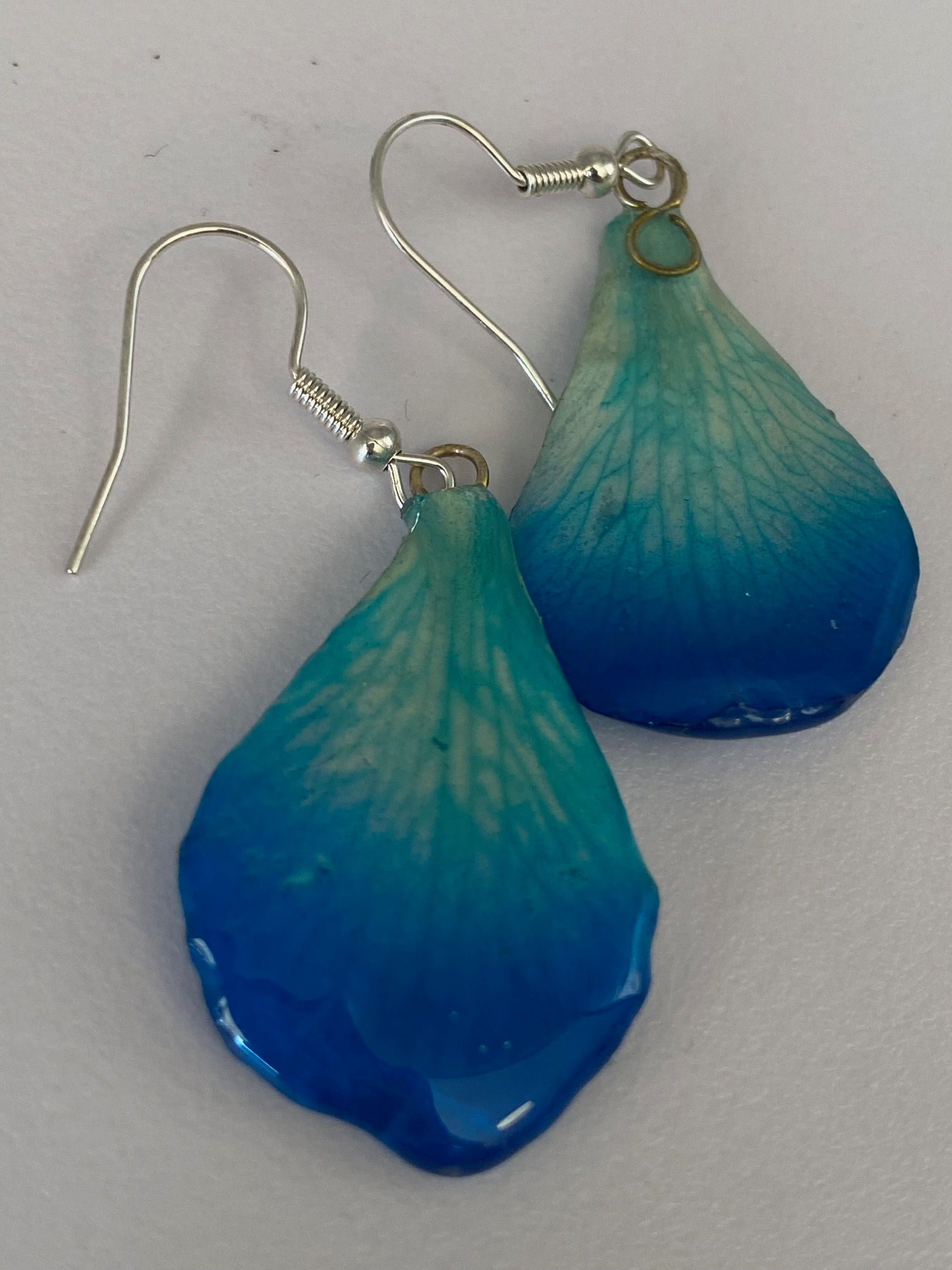 Handcrafted Real Orchid Petal Earrings – Vibrant Purple & Blue Resin
