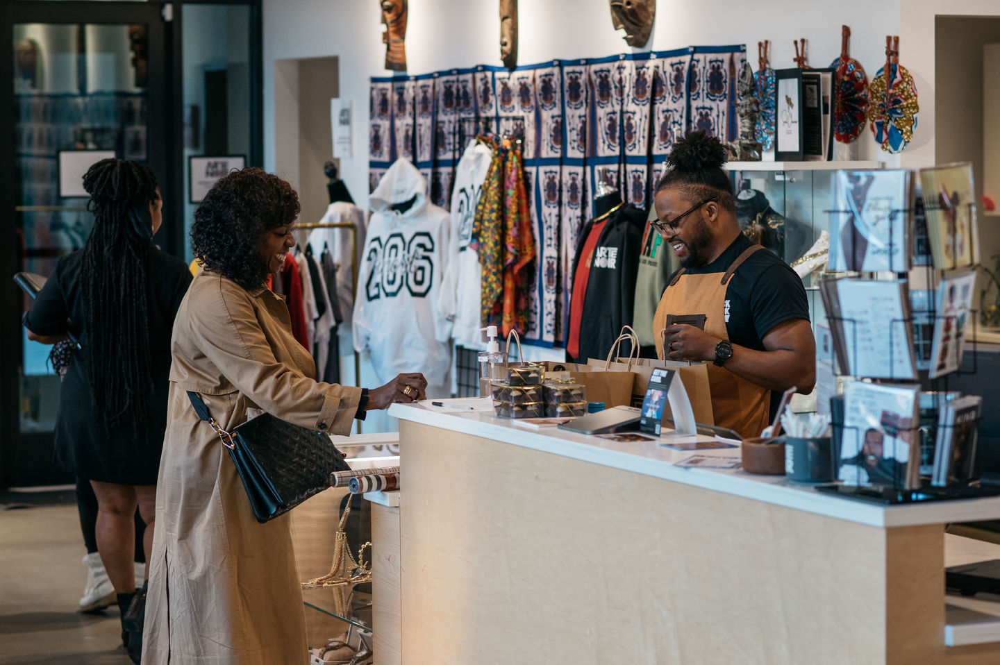 Customer shopping at Arte Noir store