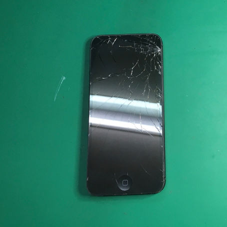 iPhone5ガラス割れ修理の方法