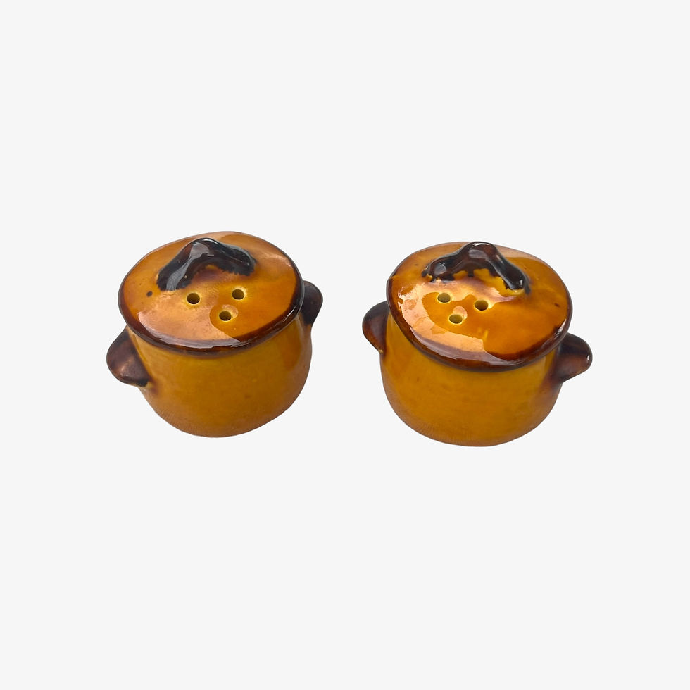 Salière et poivrière marmites