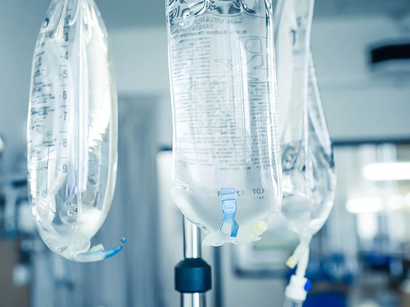 is_141113_iv_saline_bags_800x600.webp