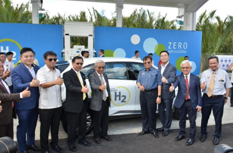 Sarawak-Hydrogen-Announcement-3-768x527.