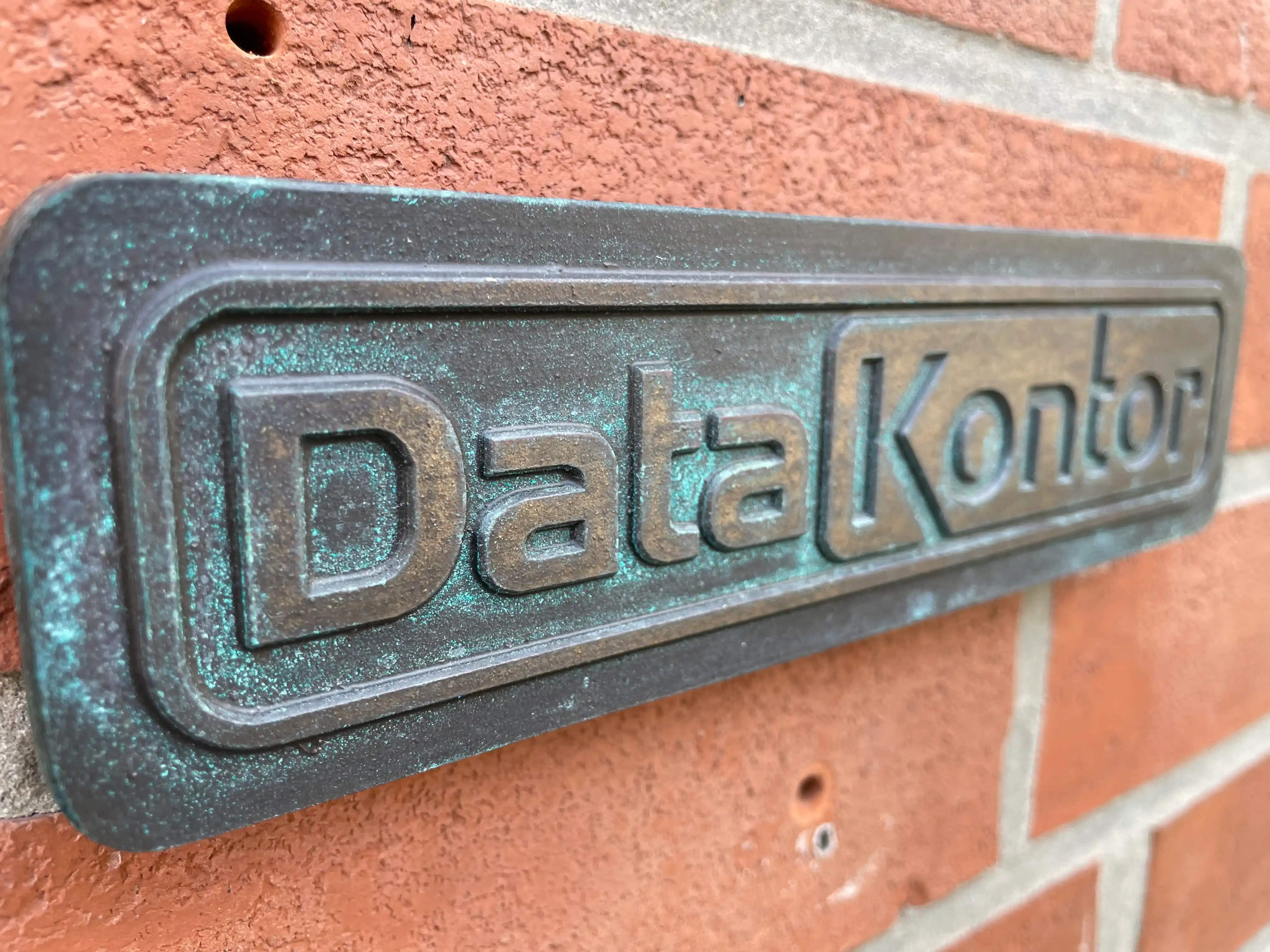 Namensschild-Data Kontor Lüneburg GmbH