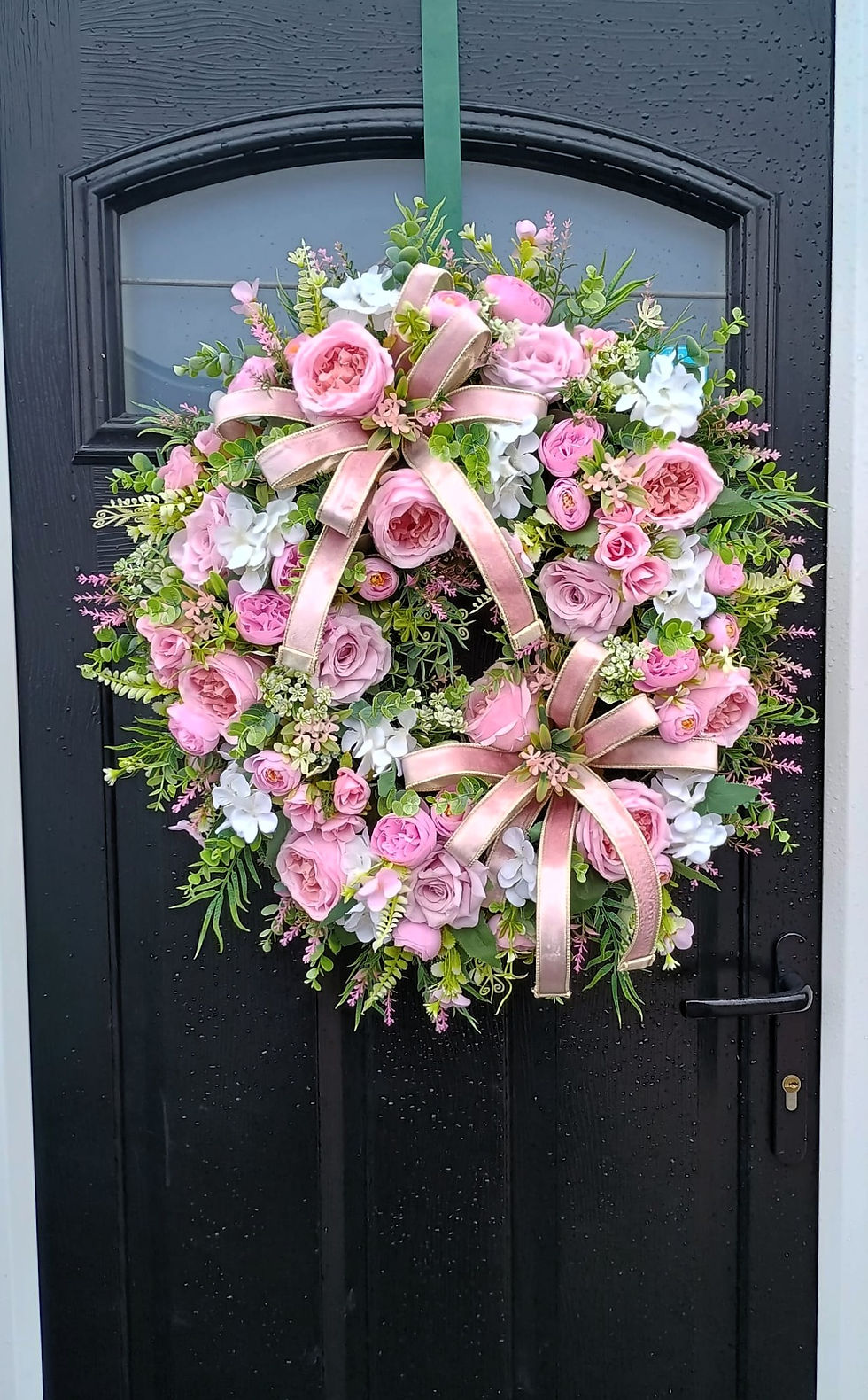 Thumbnail: Luxury Artificial Pink Rose Wreath