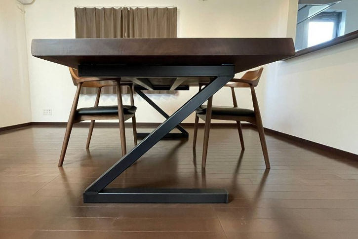 ダイニングテーブル