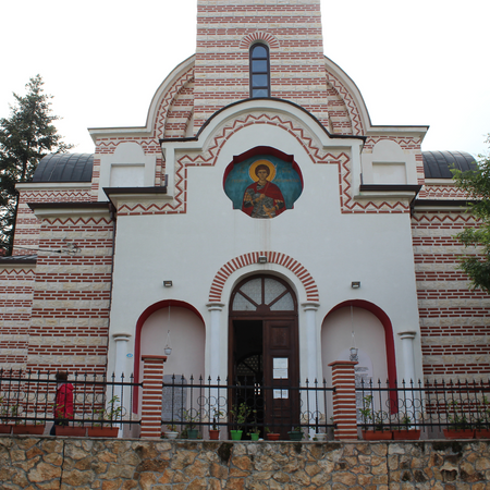 Храм св. Георги Брезник