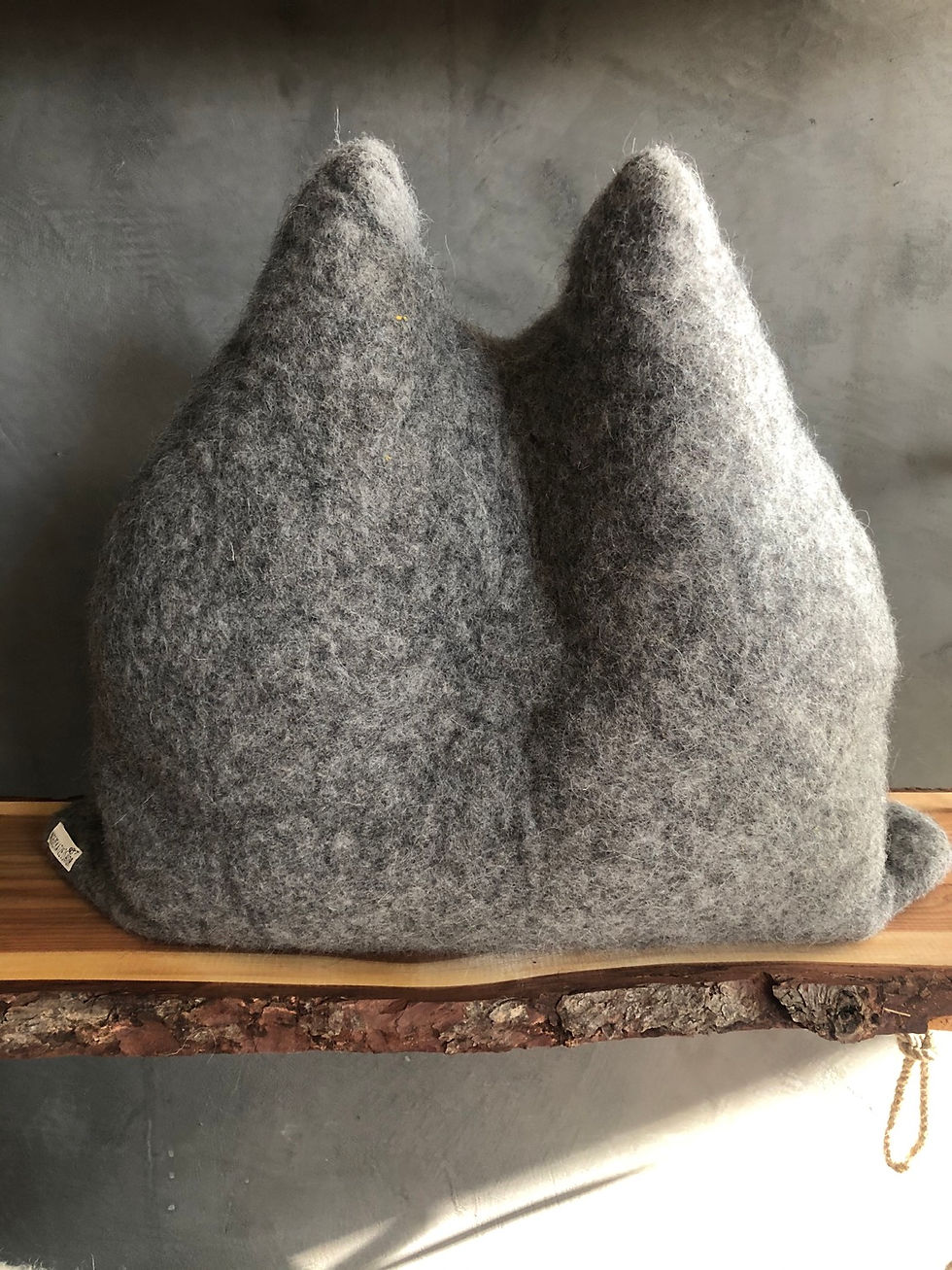 Thumbnail: GRETA medium gray