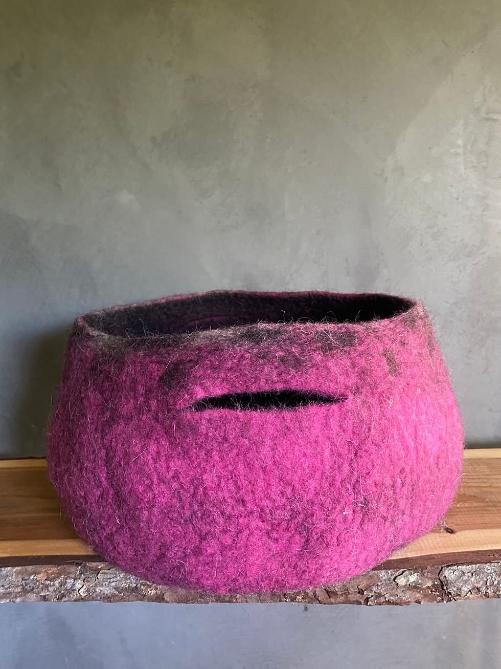 Thumbnail: Der Korb - teil ihn mit deiner Katze!