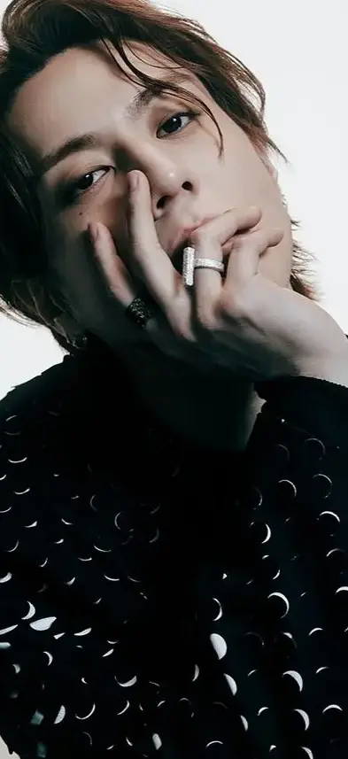 yugyeom-profile.webp