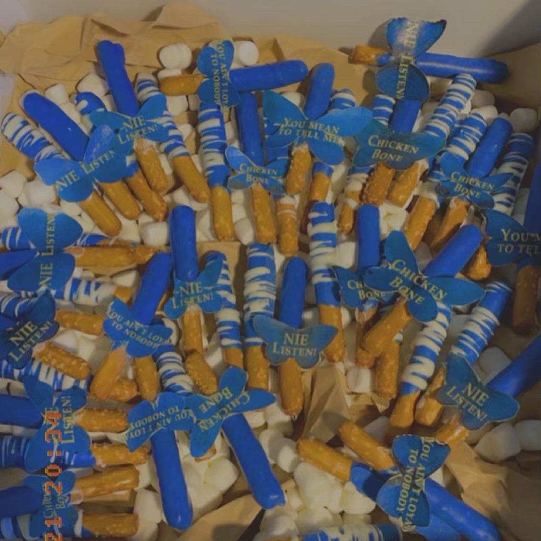 Choc  Cov.Pretzels small 2doz min 