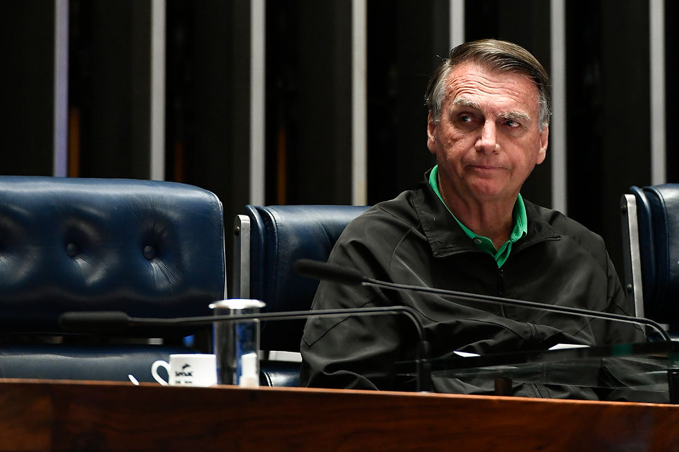 Prisão de Bolsonaro: Seus advogados já emitiram um comunicado anunciando que entrarão imediatamente com um Habeas Corpus no STF.