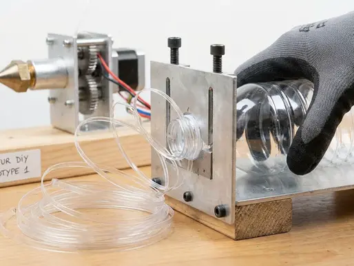 Fabriquer son filament 3D à partir de bouteilles plastique