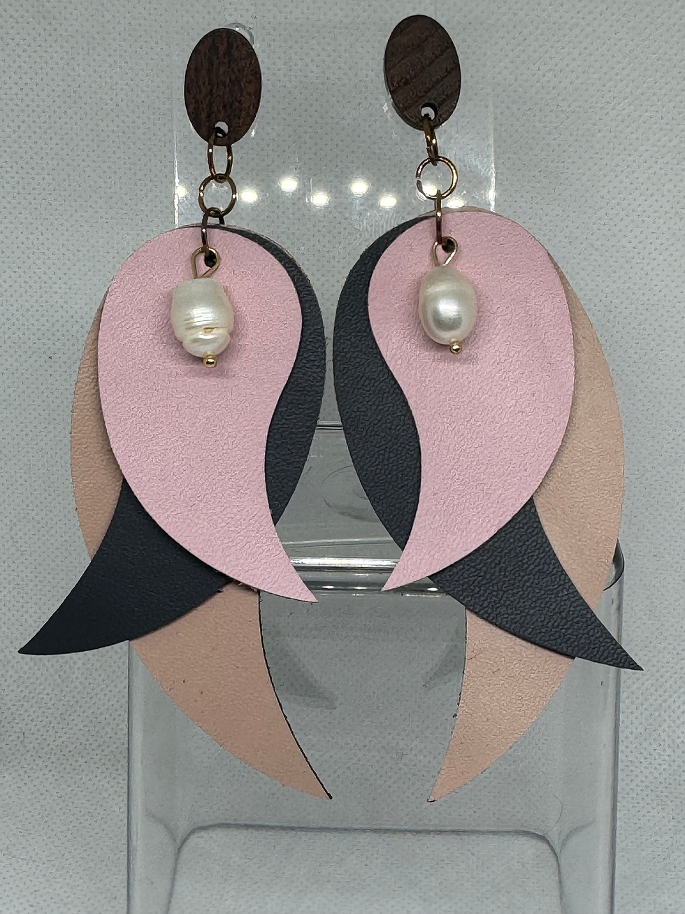 Threee Layer Pearl Essence Leather Earrings