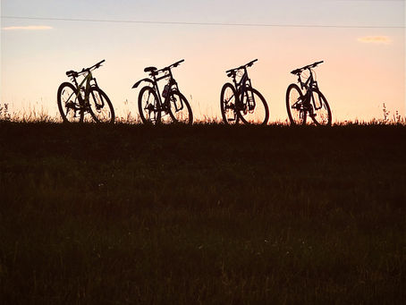 Luxury Cycling Tours in Europe: Discover Scenic & Historic Bicycle Journeys