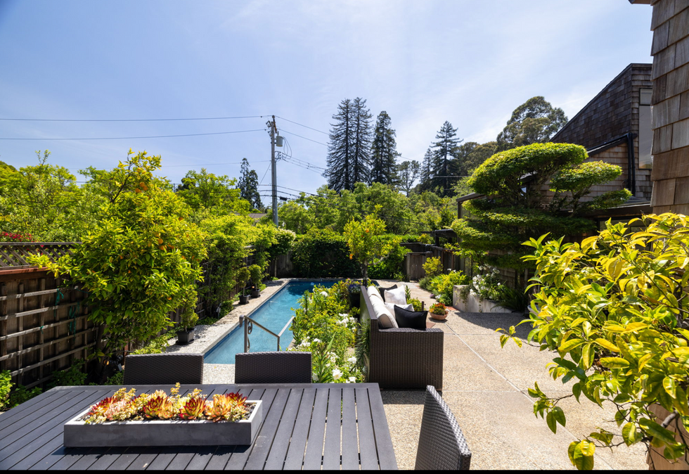 Pool area with dining