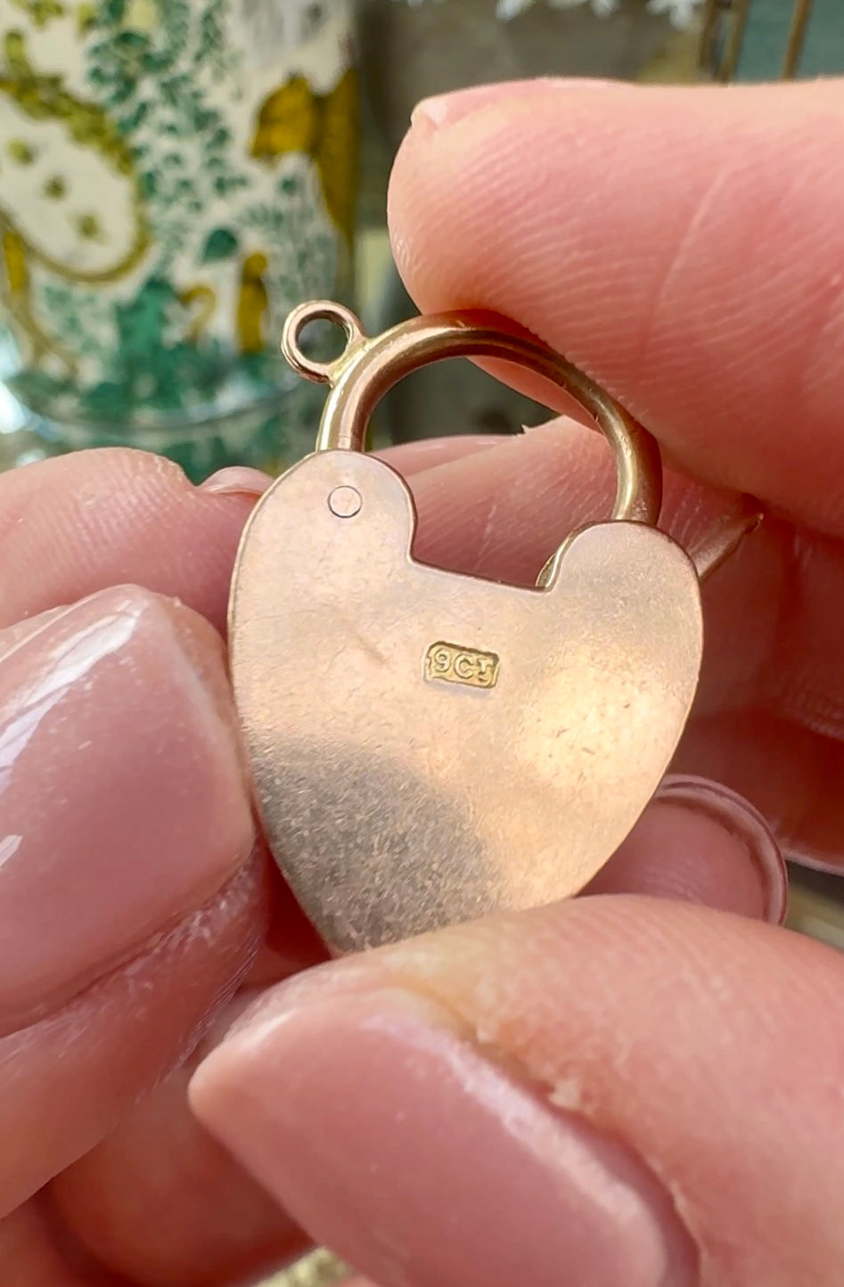 Thumbnail: Antique 9ct Gold Extra Large Heart Padlock · Rosy Gold Tone