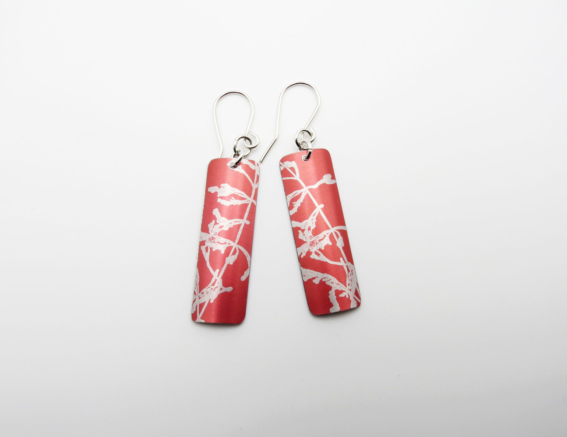 Coral Oblong Meadow Front View